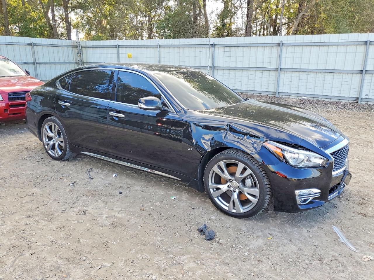 2015 INFINITI Q70L 3.7 photo 4