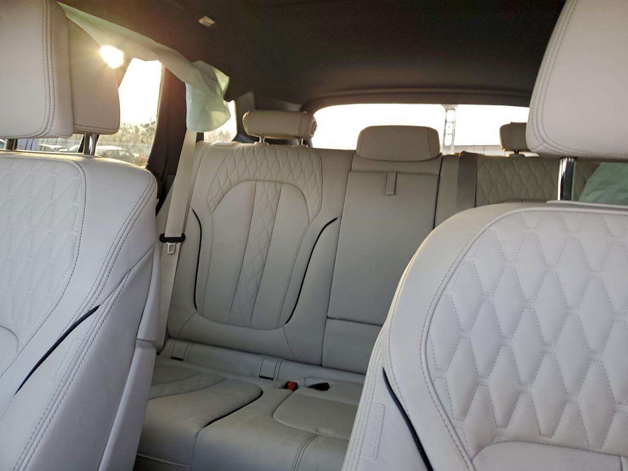 2022 BMW X5 XDRIVE40I photo 10