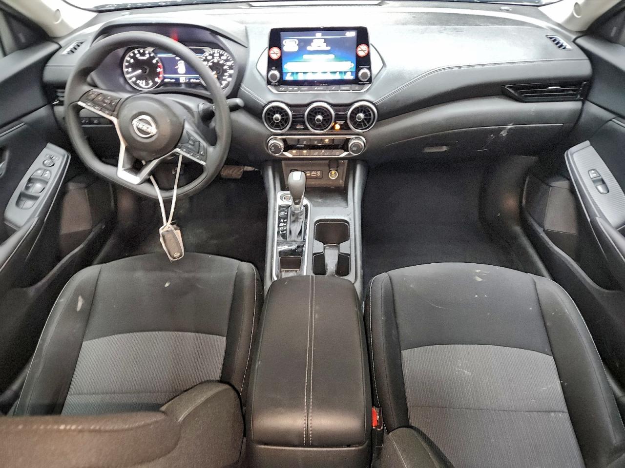 2025 NISSAN SENTRA SV photo 8