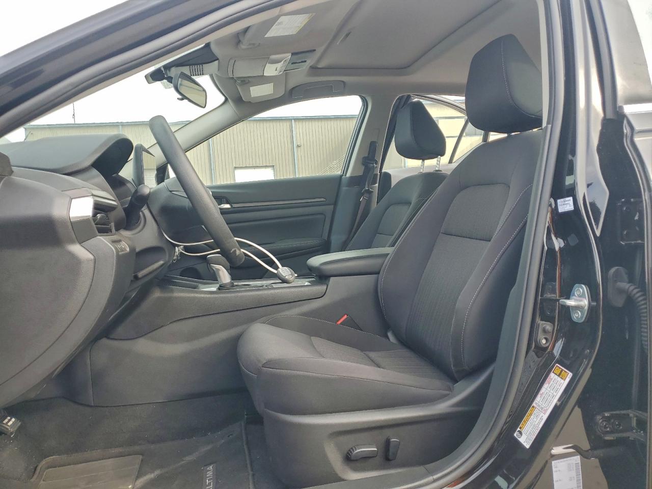 2025 NISSAN ALTIMA SV photo 7