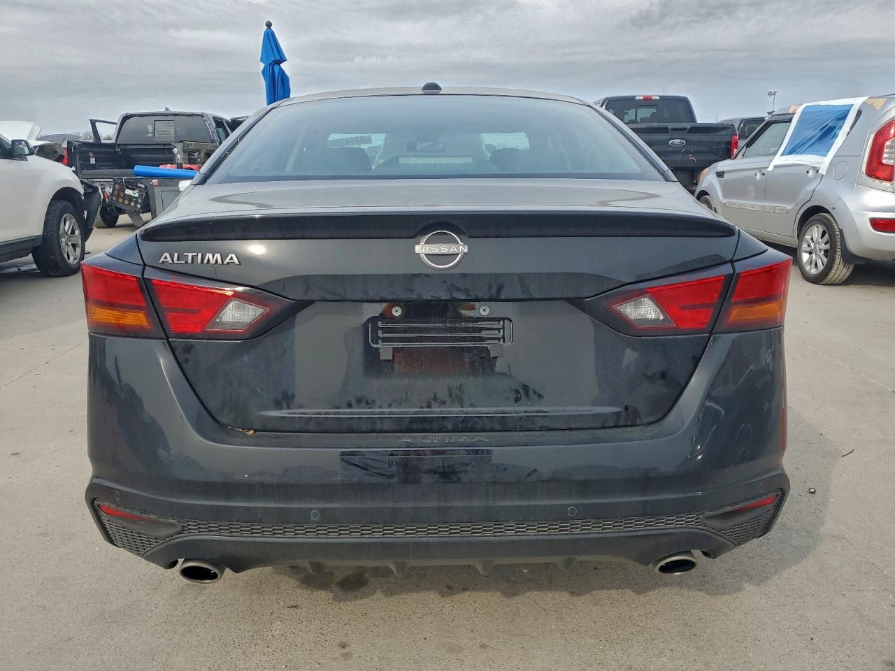 2025 NISSAN ALTIMA SV photo 6