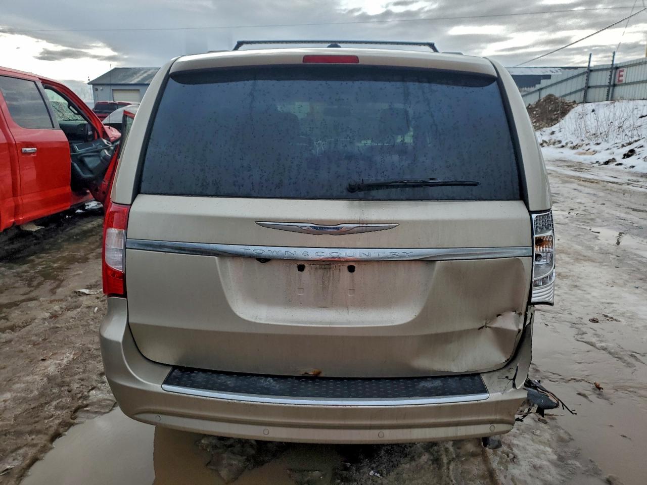 2015 CHRYSLER TOWN & COUNTRY TOURING L photo 6