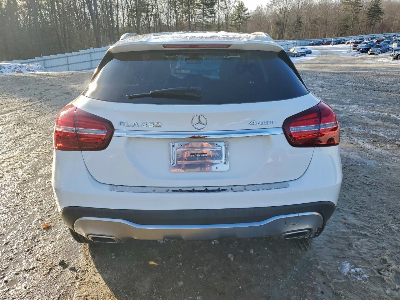 2019 MERCEDES-BENZ GLA 250 4MATIC photo 6