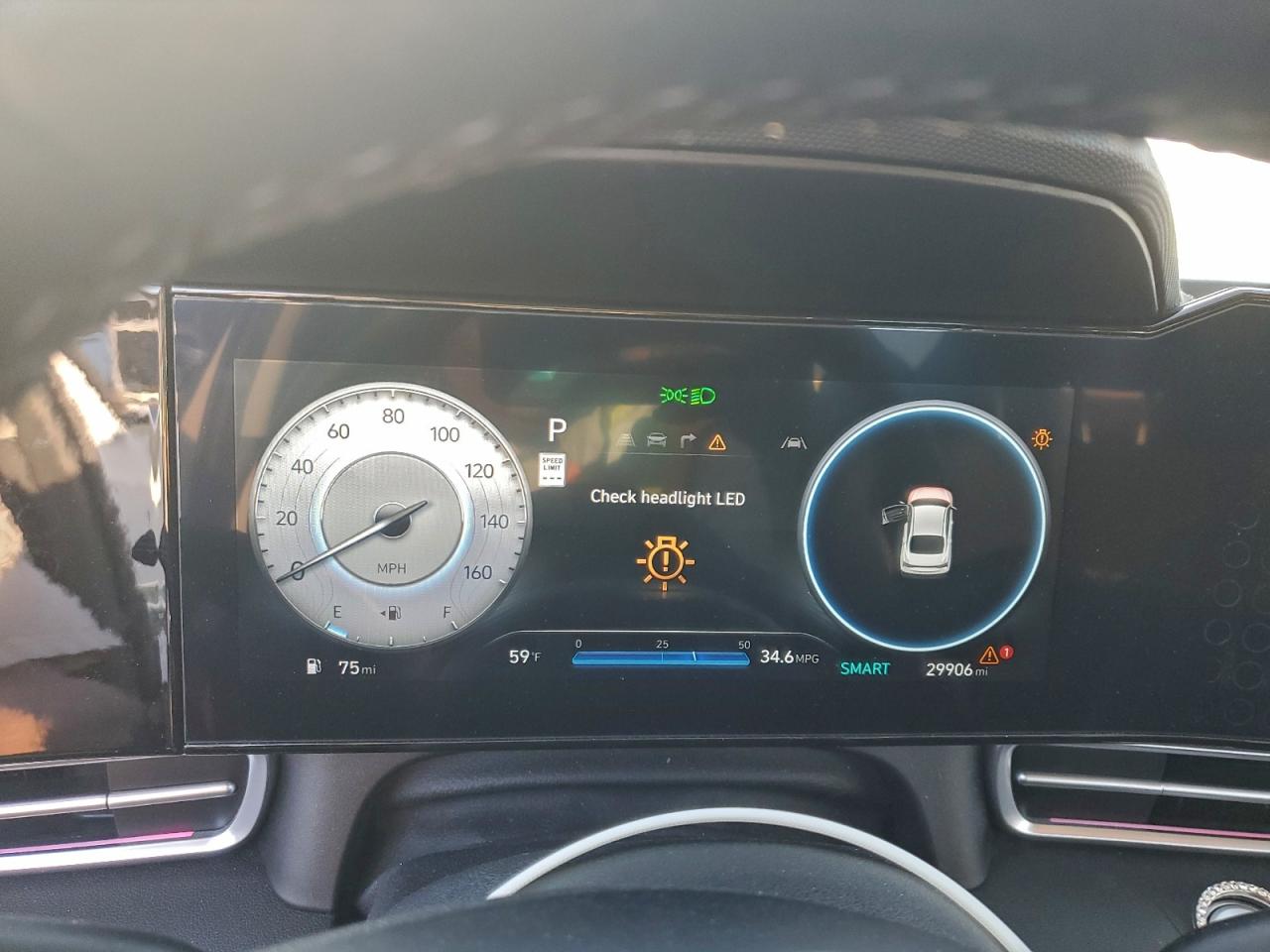 2024 HYUNDAI ELANTRA SEL photo 9
