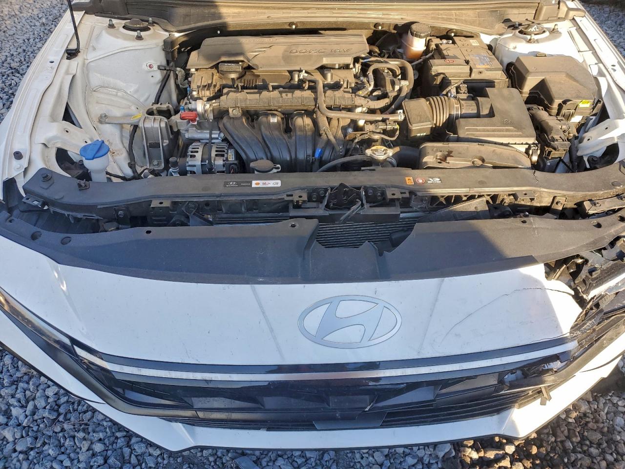2024 HYUNDAI ELANTRA SEL photo 11