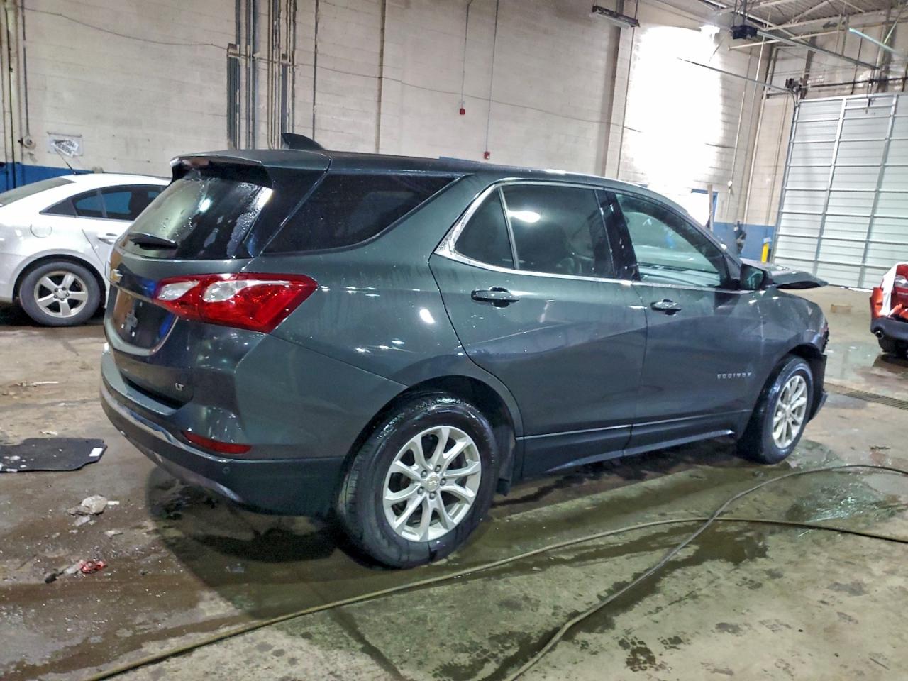 2020 CHEVROLET EQUINOX LT photo 5
