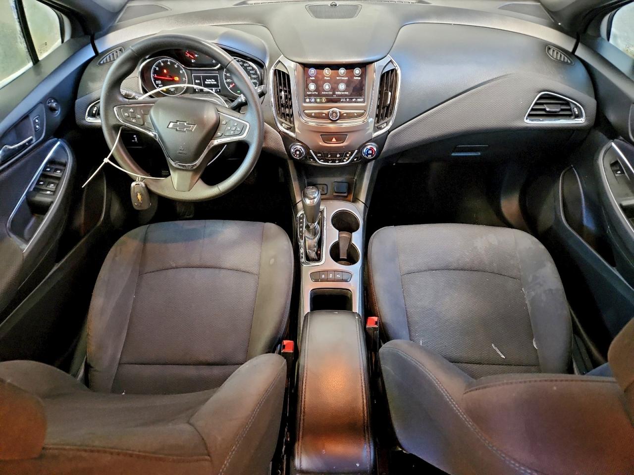 2019 CHEVROLET CRUZE LT photo 8