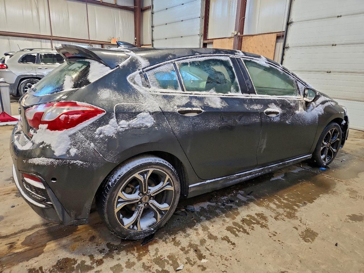 2019 CHEVROLET CRUZE LT photo 3
