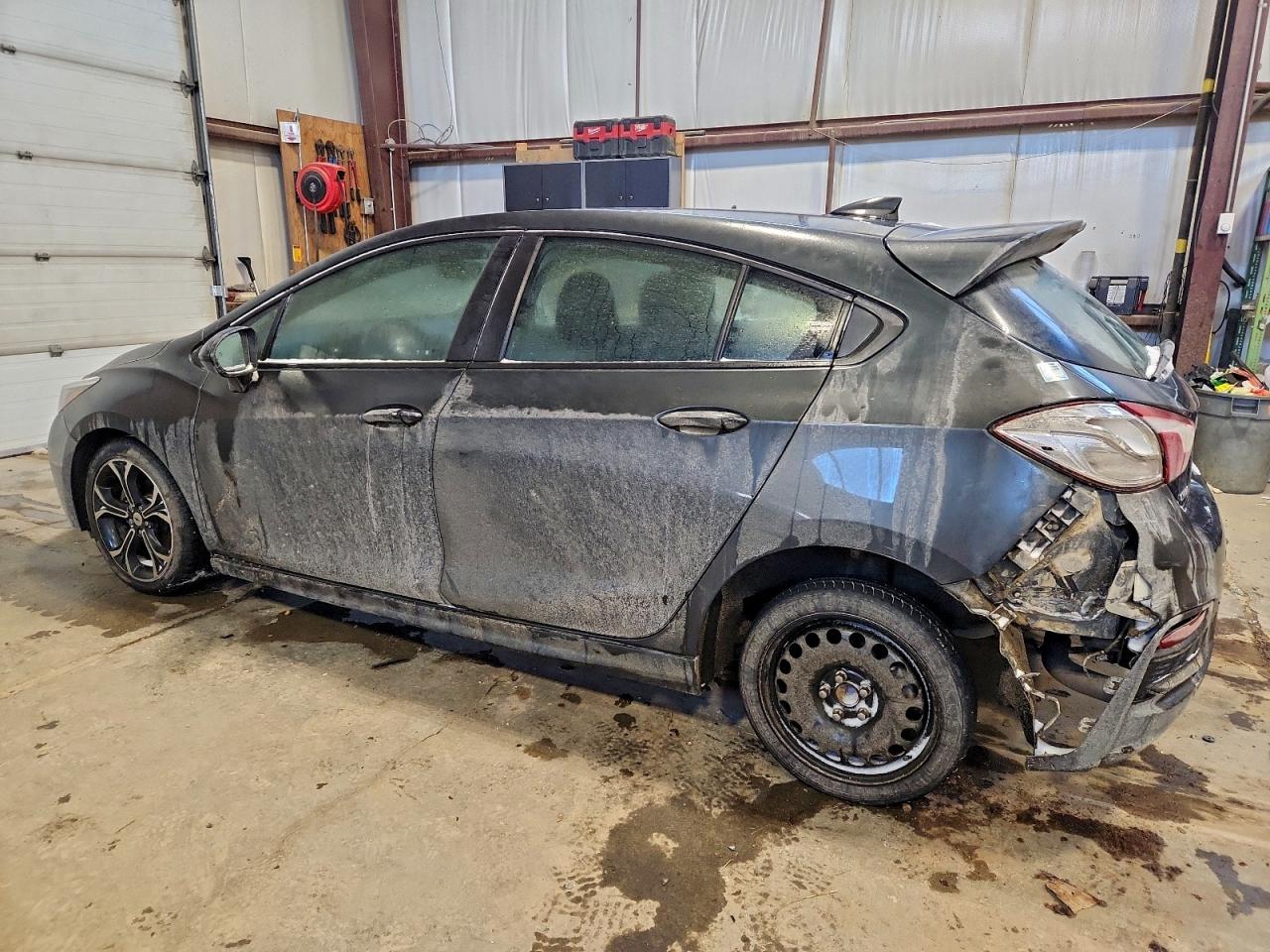 2019 CHEVROLET CRUZE LT photo 2