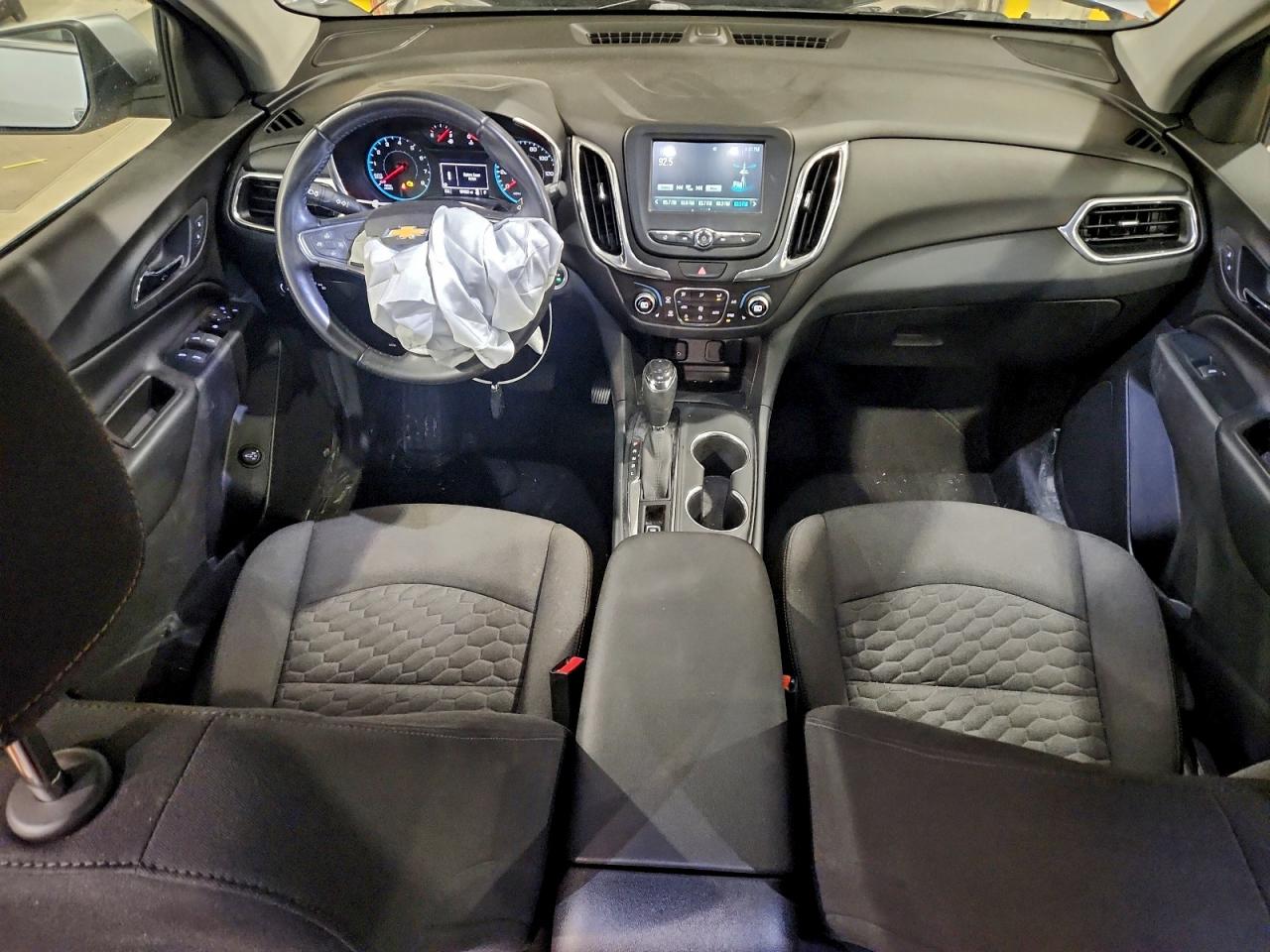 2018 CHEVROLET EQUINOX LT photo 8