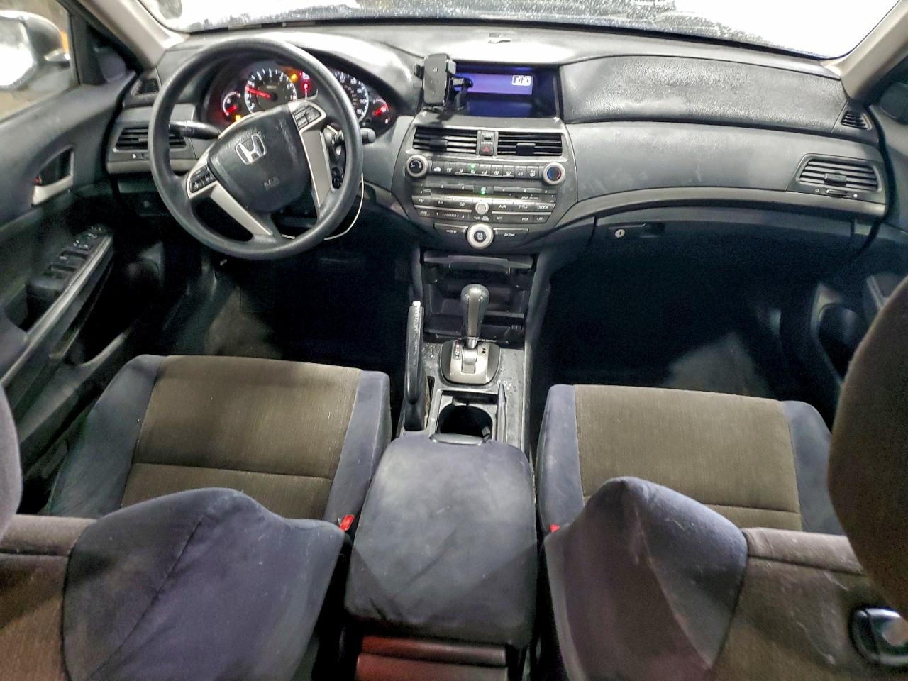 2009 HONDA ACCORD LXP photo 8