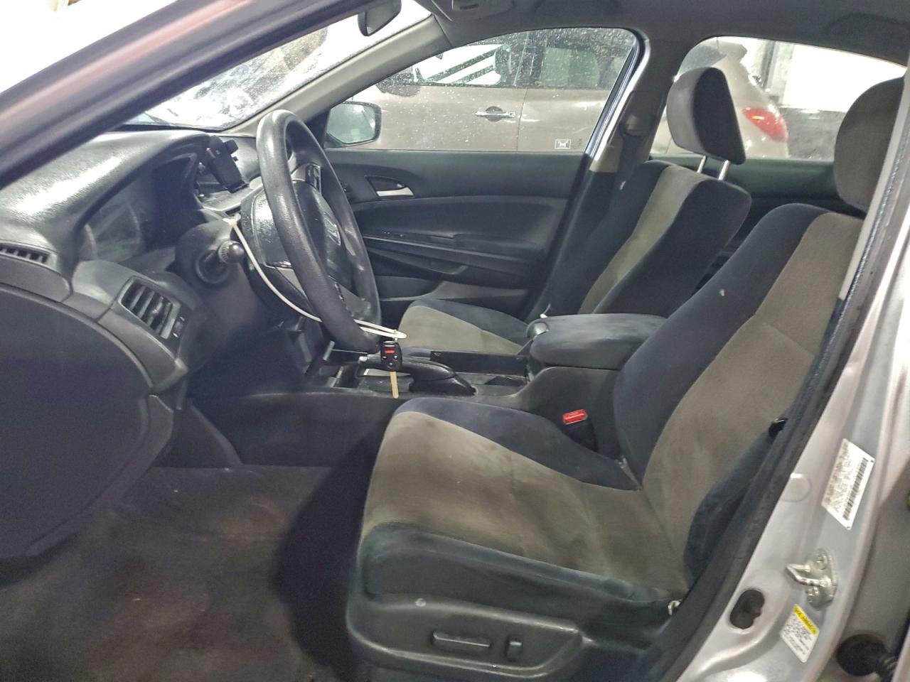 2009 HONDA ACCORD LXP photo 7