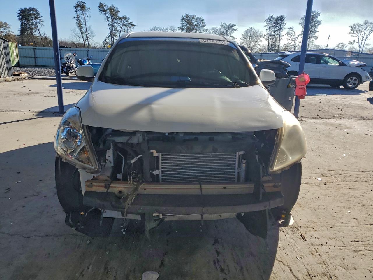 2012 NISSAN VERSA S photo 5