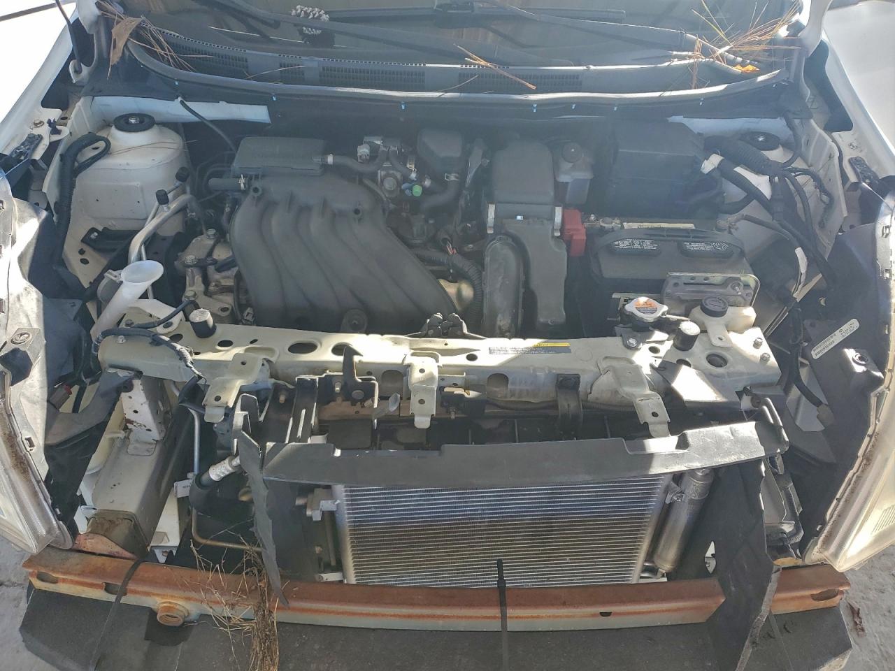 2012 NISSAN VERSA S photo 11