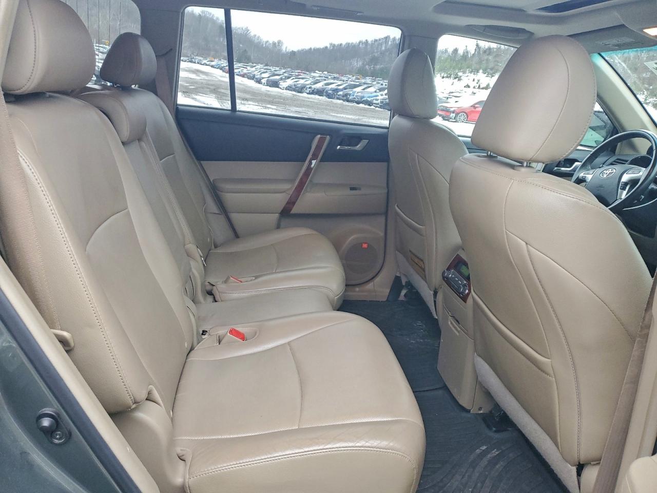 2013 TOYOTA HIGHLANDER LIMITED photo 31