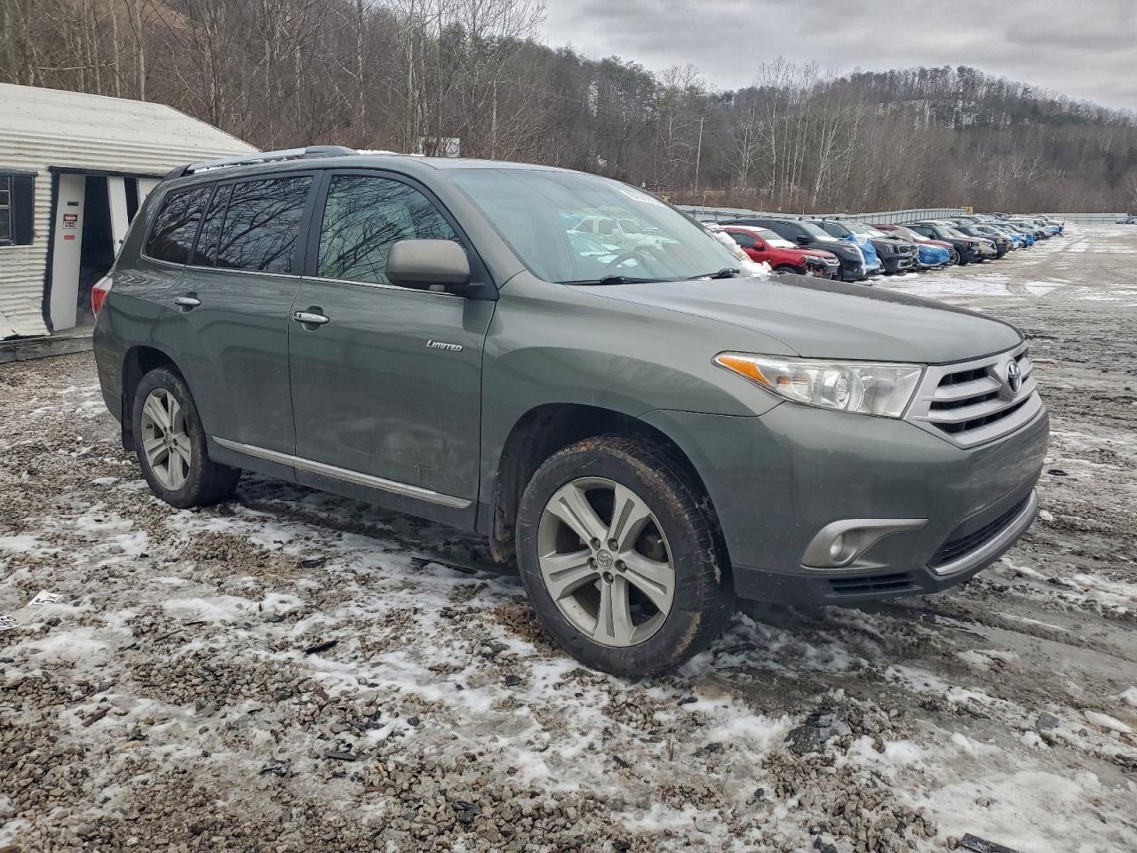 2013 TOYOTA HIGHLANDER LIMITED photo 10