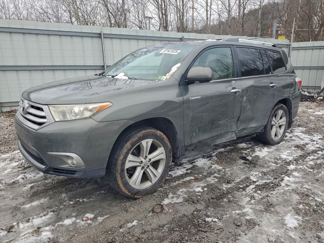 2013 TOYOTA HIGHLANDER