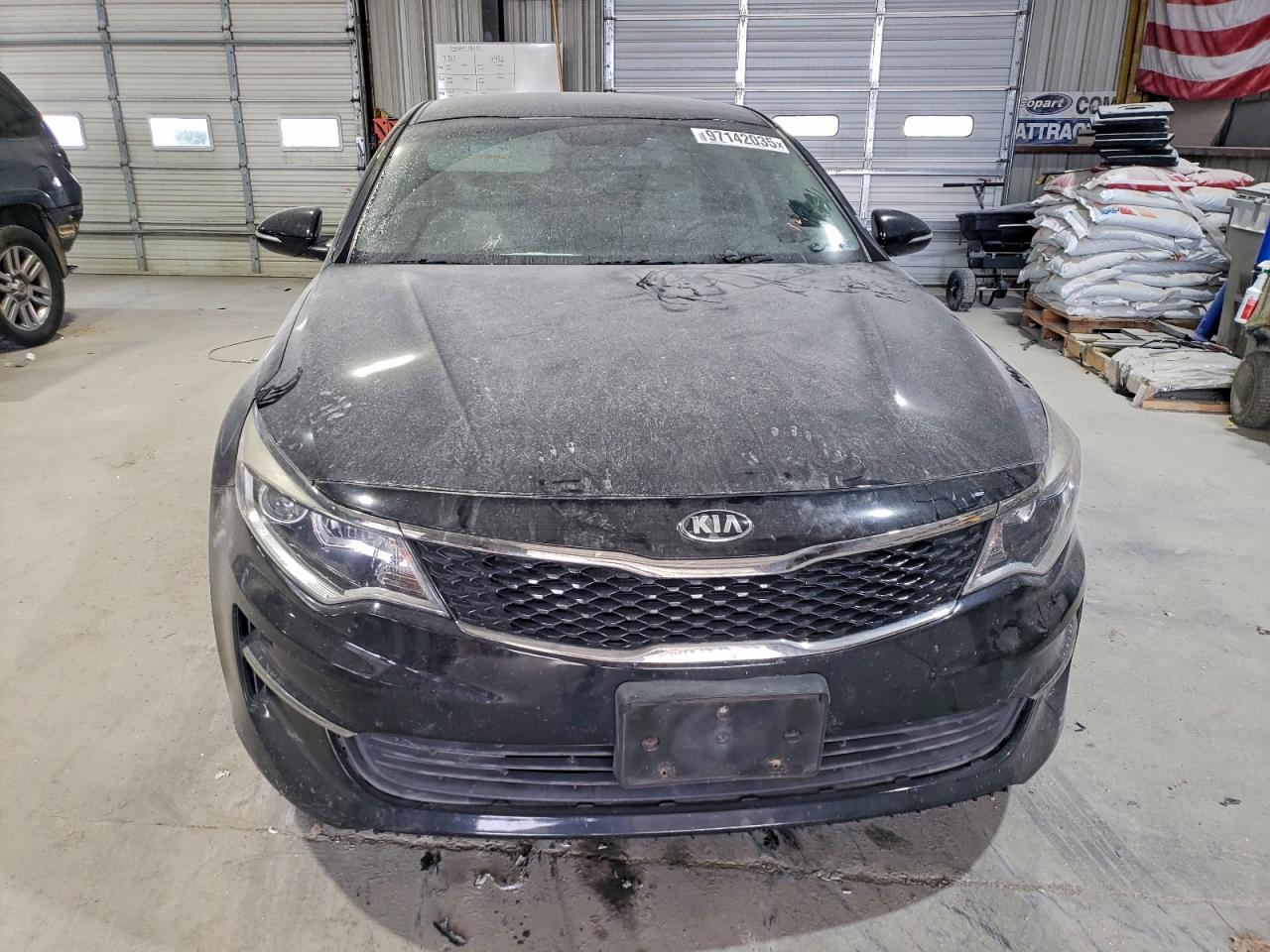 2016 KIA OPTIMA LX photo 5