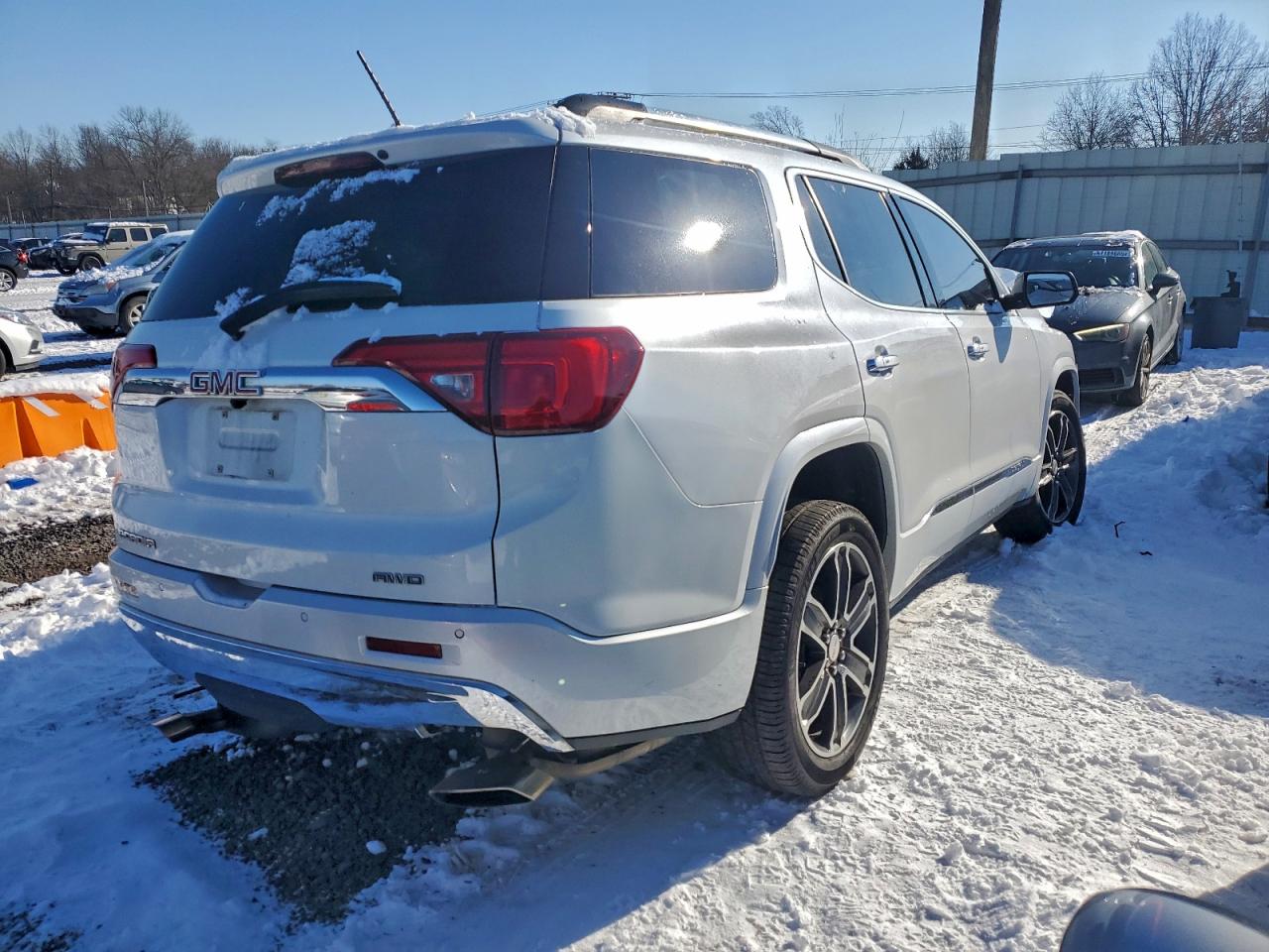 2019 GMC ACADIA DENALI photo 3