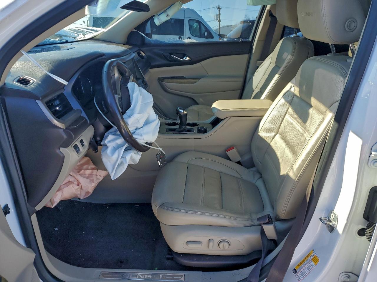 2019 GMC ACADIA DENALI photo 7