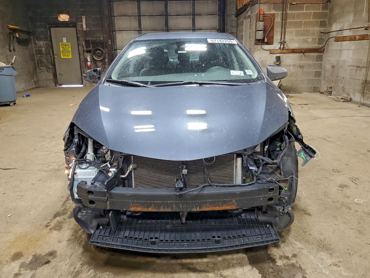 2017 TOYOTA COROLLA L photo 5