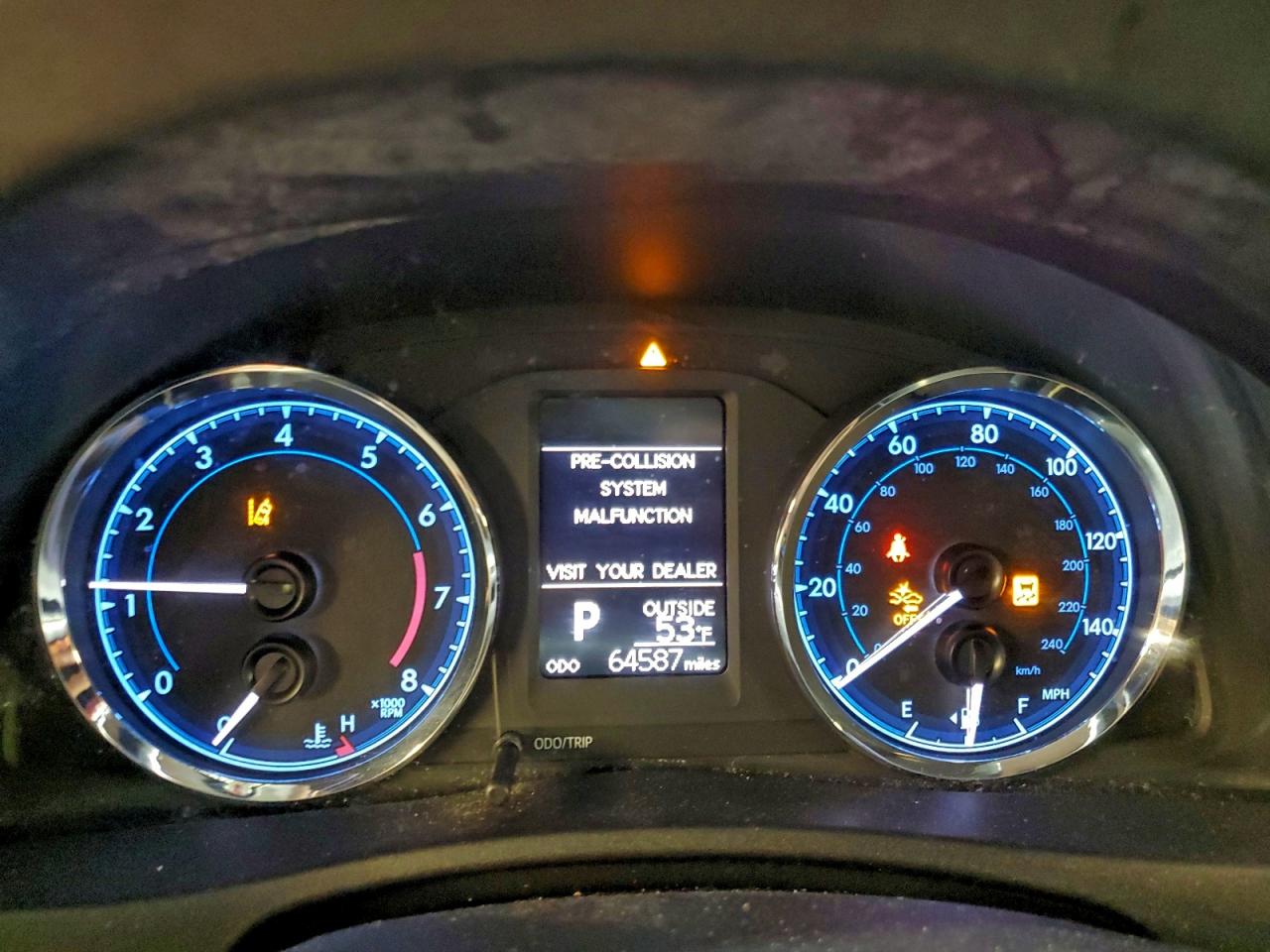 2017 TOYOTA COROLLA L photo 9