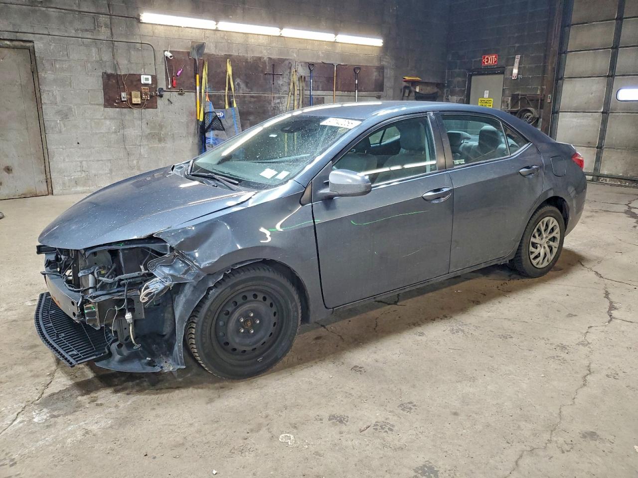2017 TOYOTA COROLLA