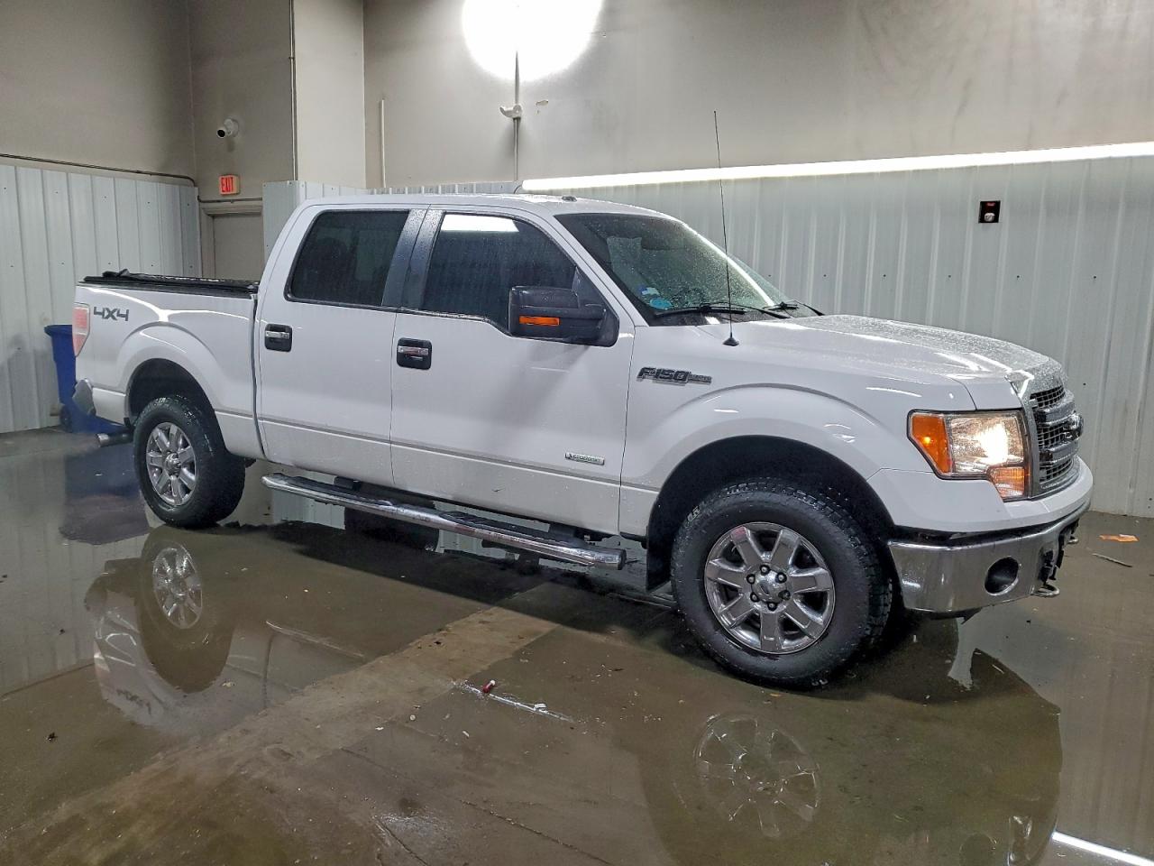 2014 FORD F150 SUPERCREW photo 4