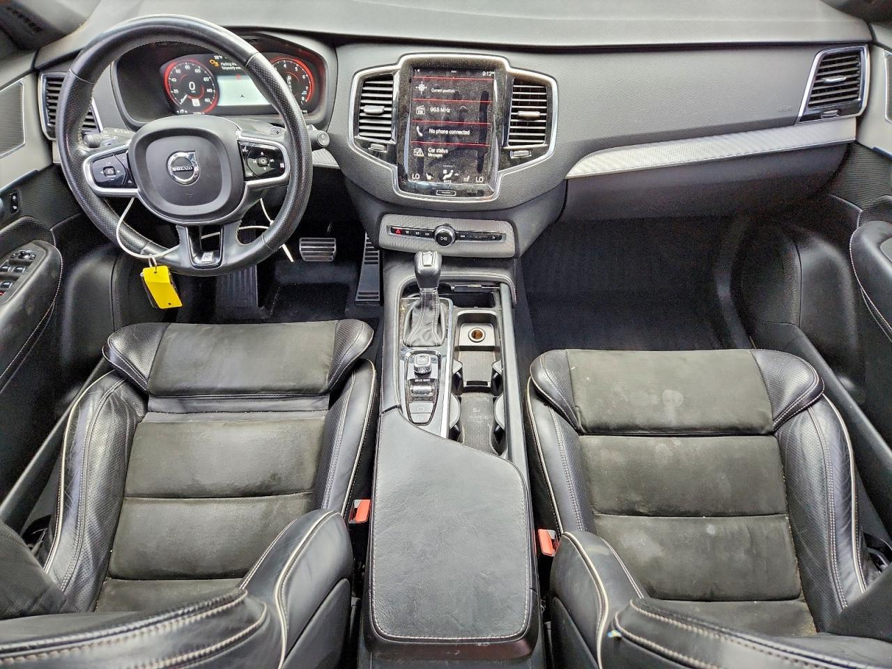 2017 VOLVO XC90 T5 photo 8
