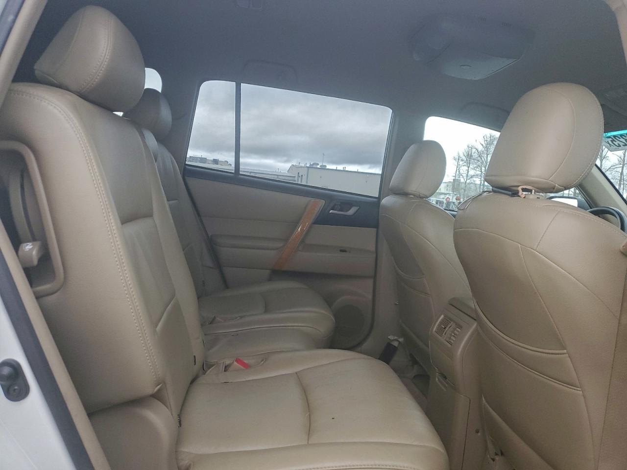 2008 TOYOTA HIGHLANDER HYBRID photo 31