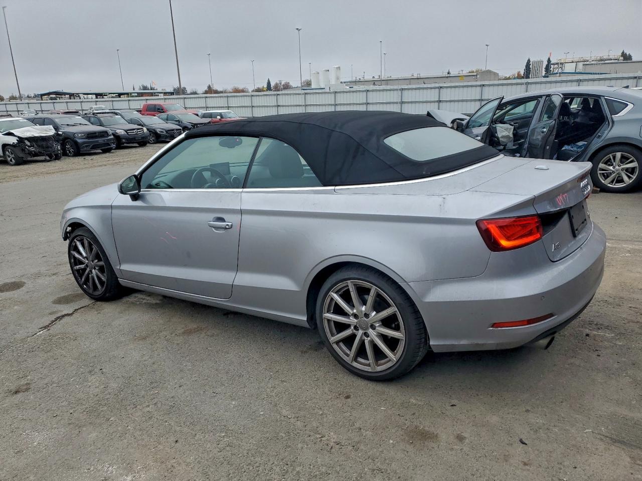 2015 AUDI A3 PREMIUM PLUS photo 3
