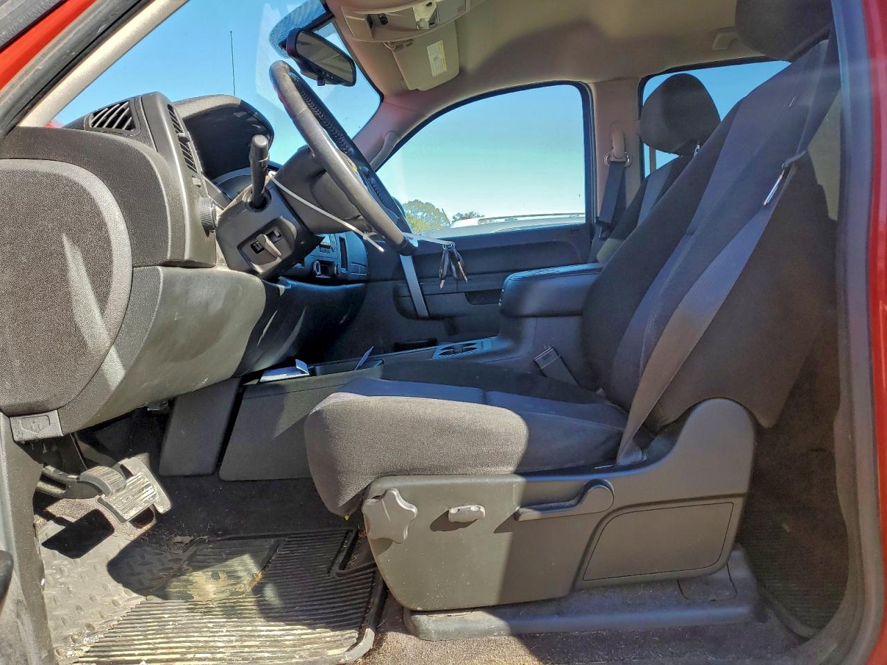 2010 CHEVROLET SILVERADO C1500 LT photo 19