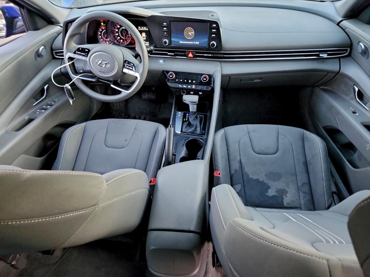 2023 HYUNDAI ELANTRA SEL photo 22