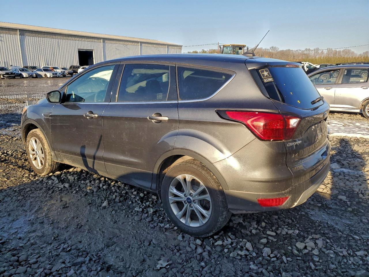 2019 FORD ESCAPE SE photo 3