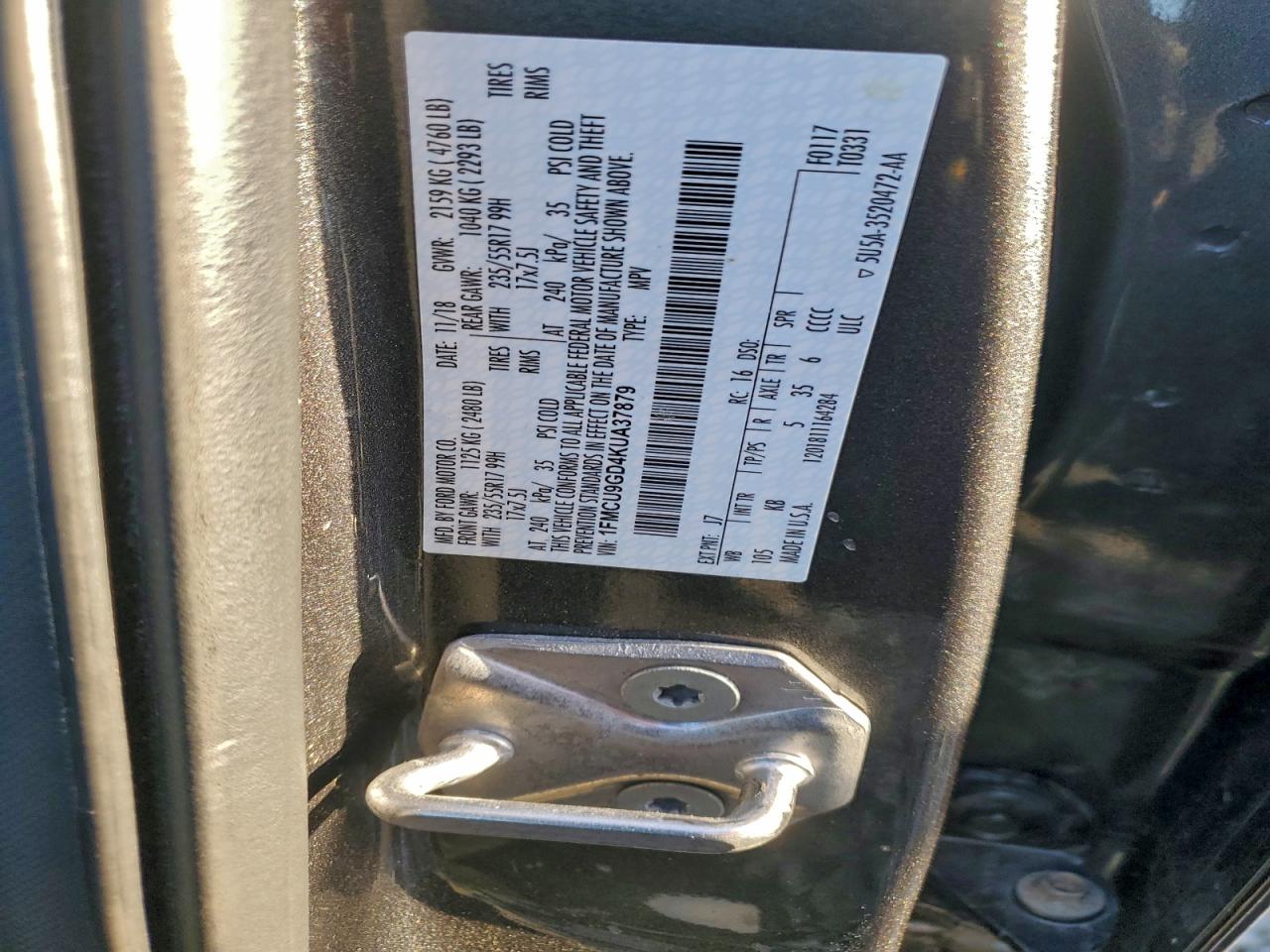 2019 FORD ESCAPE SE photo 25