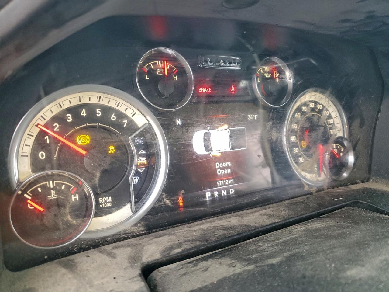2017 RAM 1500 SLT photo 9