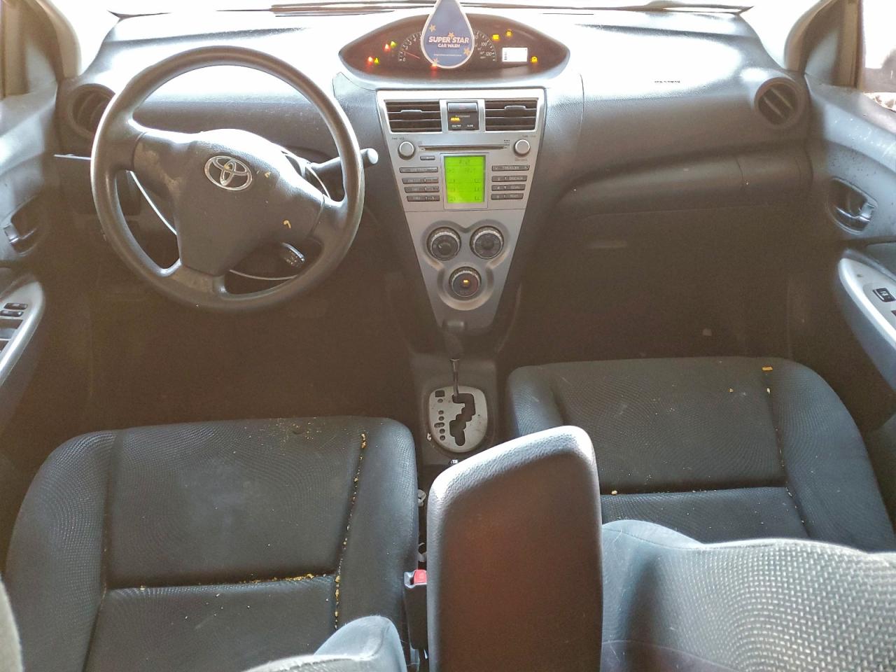 2009 TOYOTA YARIS photo 15