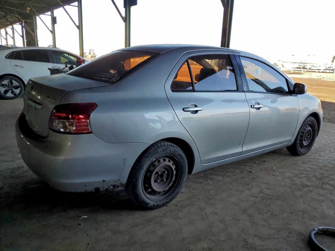 2009 TOYOTA YARIS photo 5