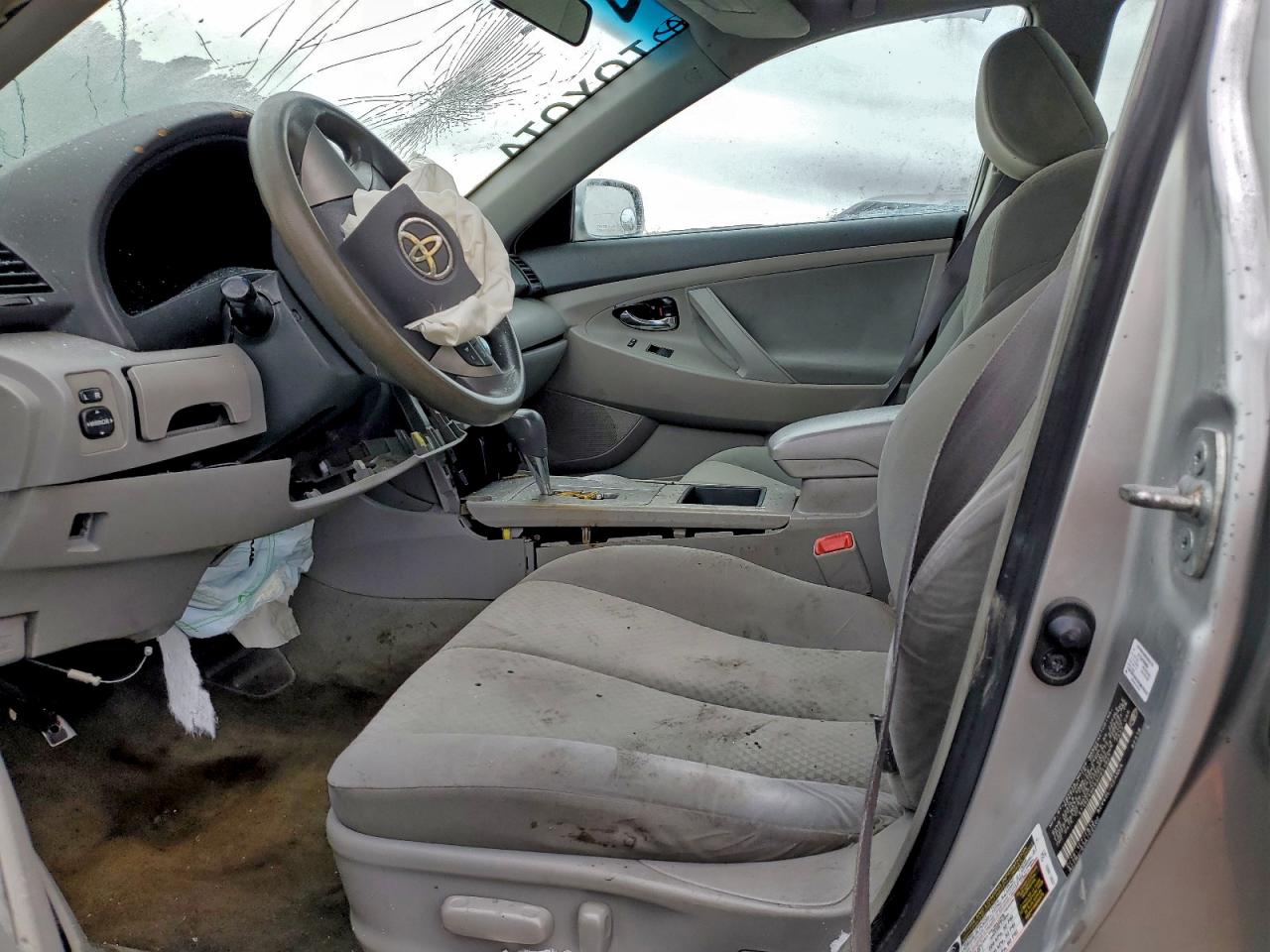 2009 TOYOTA CAMRY BASE photo 7