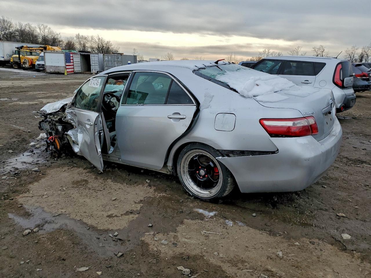 2009 TOYOTA CAMRY BASE photo 2