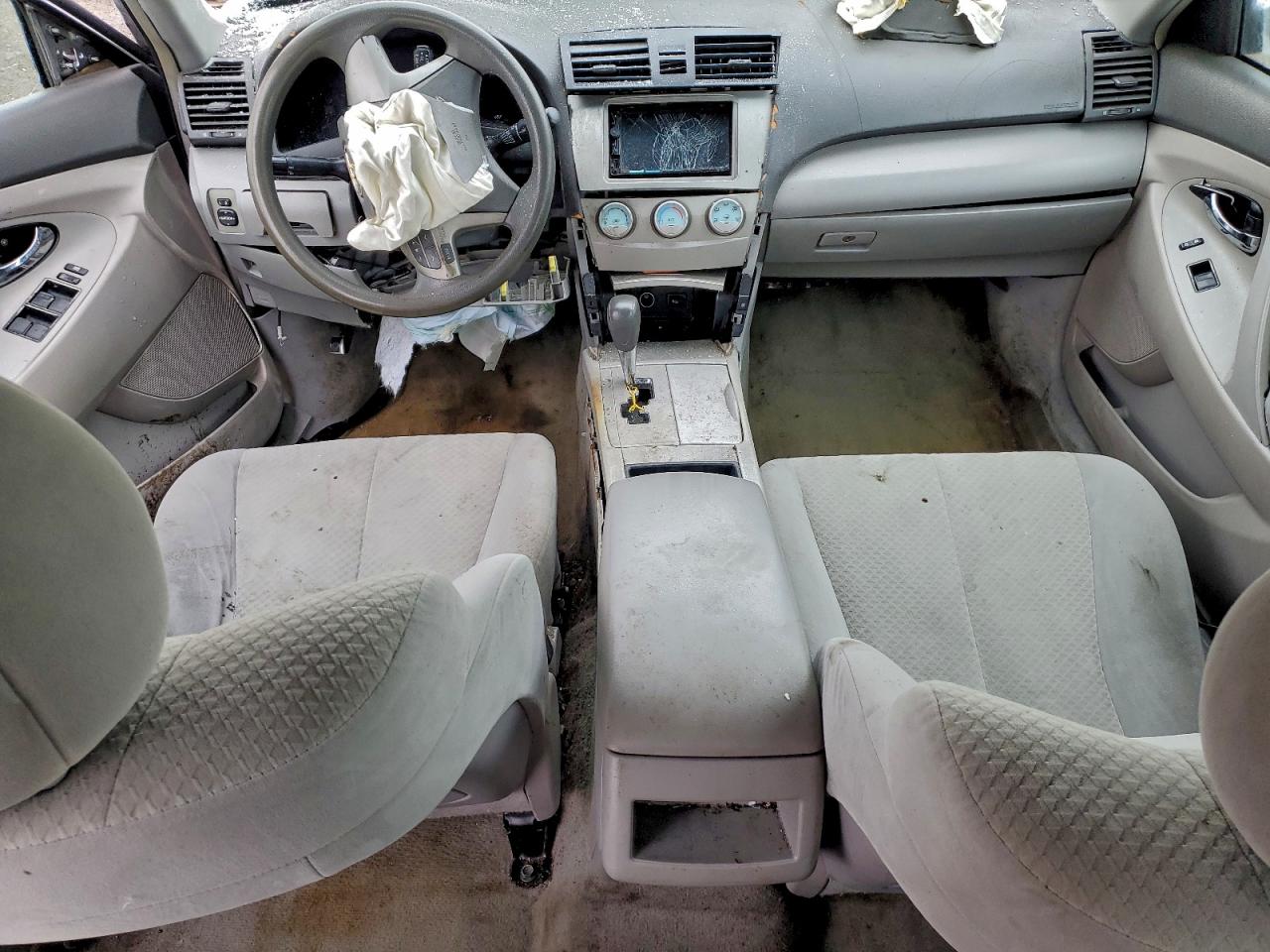 2009 TOYOTA CAMRY BASE photo 8