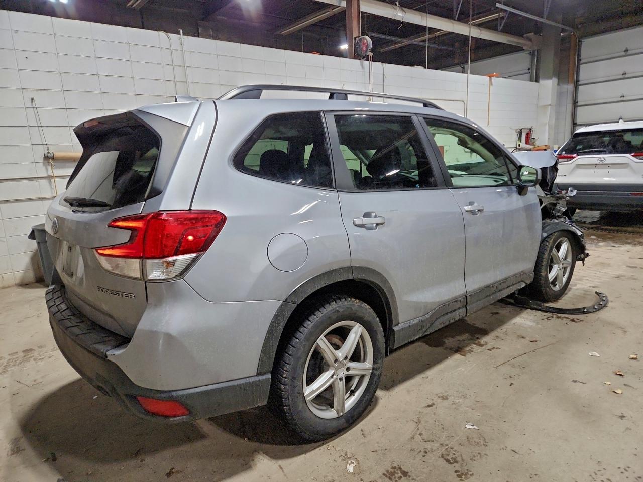 2020 SUBARU FORESTER PREMIUM photo 3