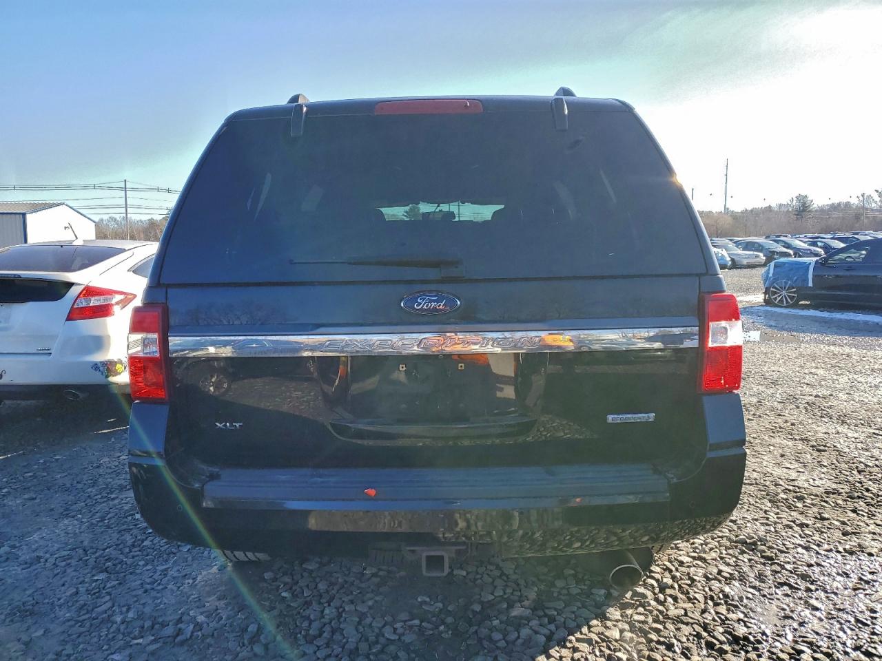 2017 FORD EXPEDITION XLT photo 6