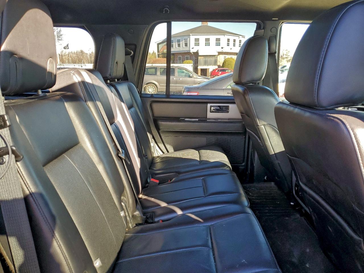 2017 FORD EXPEDITION XLT photo 11