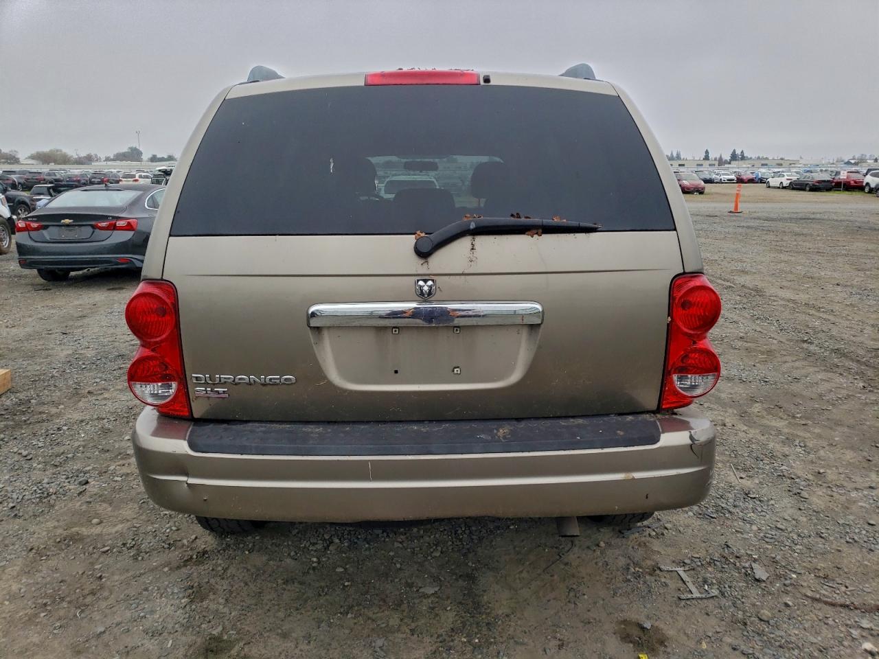 2005 DODGE DURANGO SLT photo 16