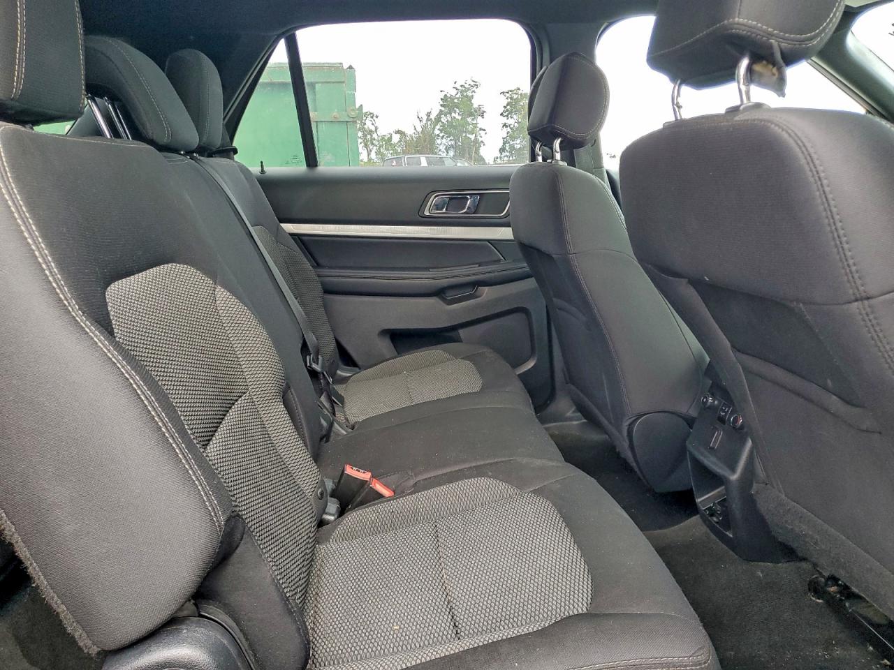 2017 FORD EXPLORER XLT photo 11