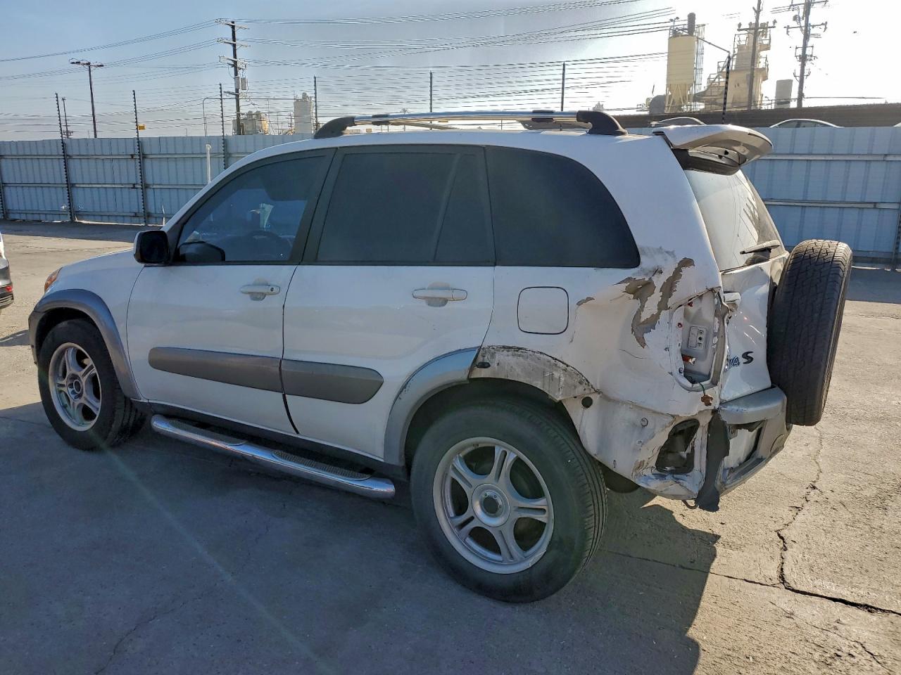 2003 TOYOTA RAV4 photo 2