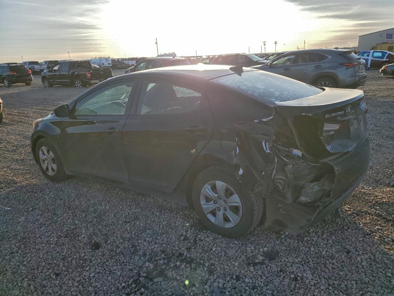 2016 HYUNDAI ELANTRA SE photo 2