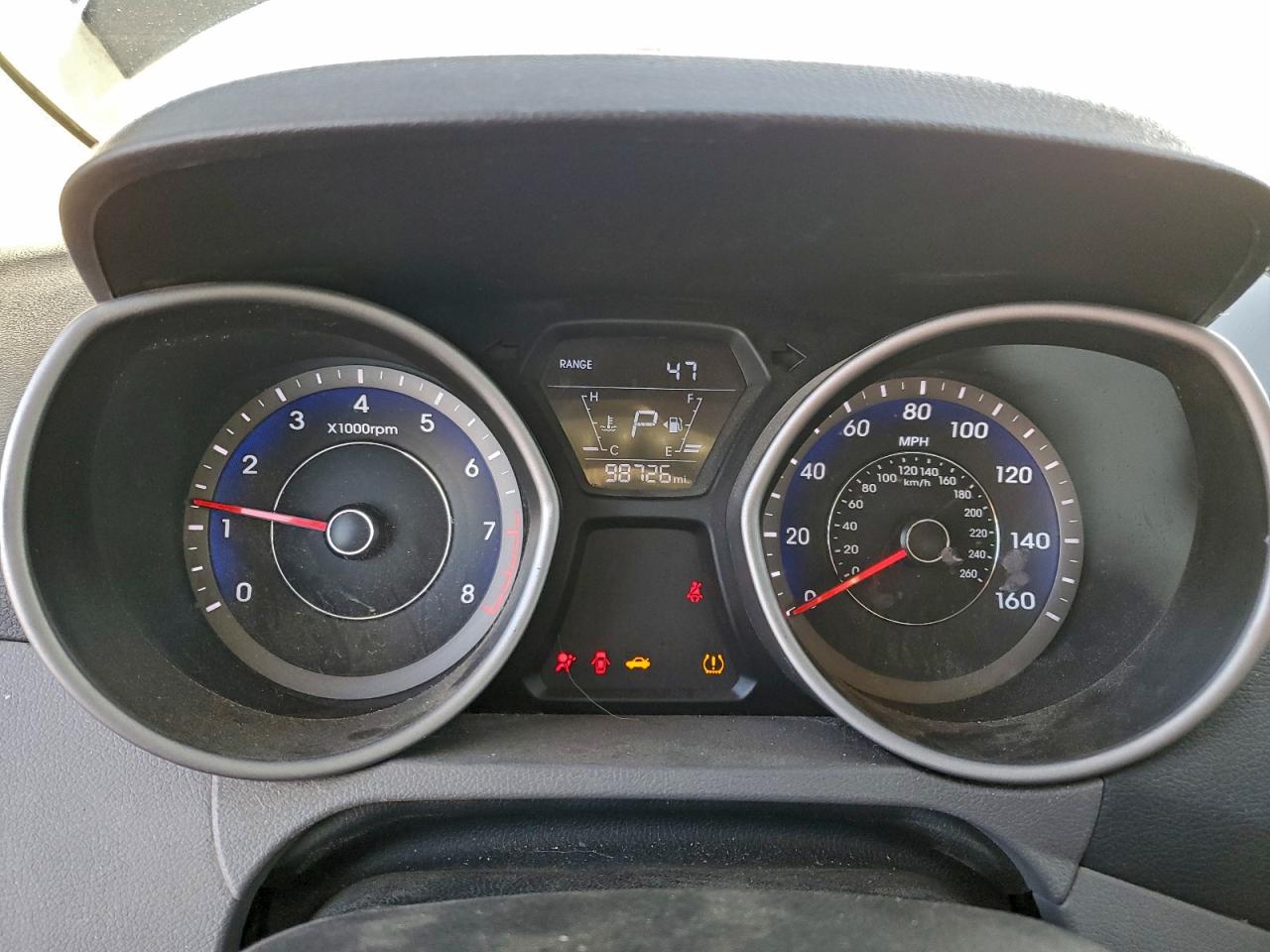 2016 HYUNDAI ELANTRA SE photo 9