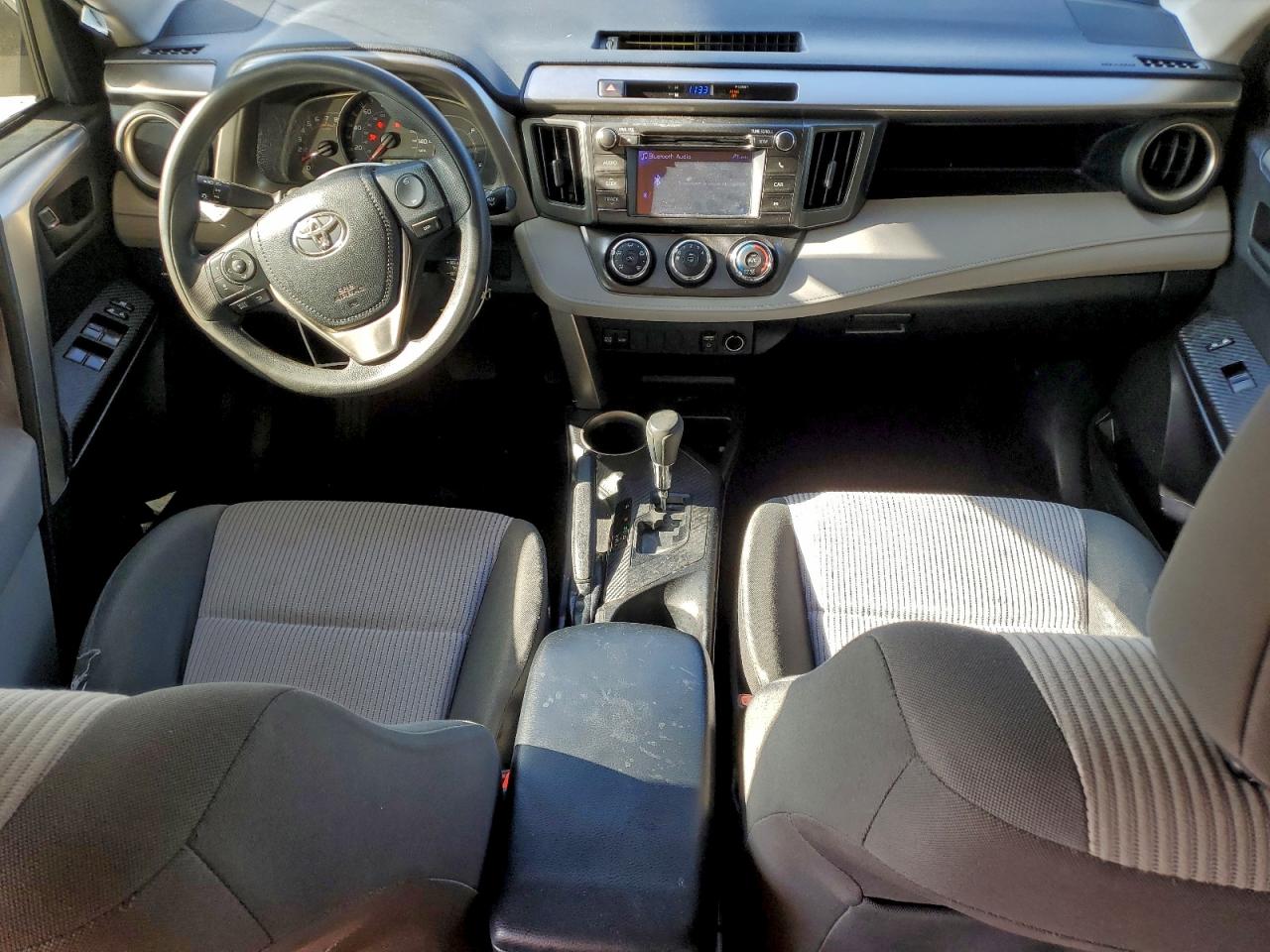 2013 TOYOTA RAV4 LE photo 15
